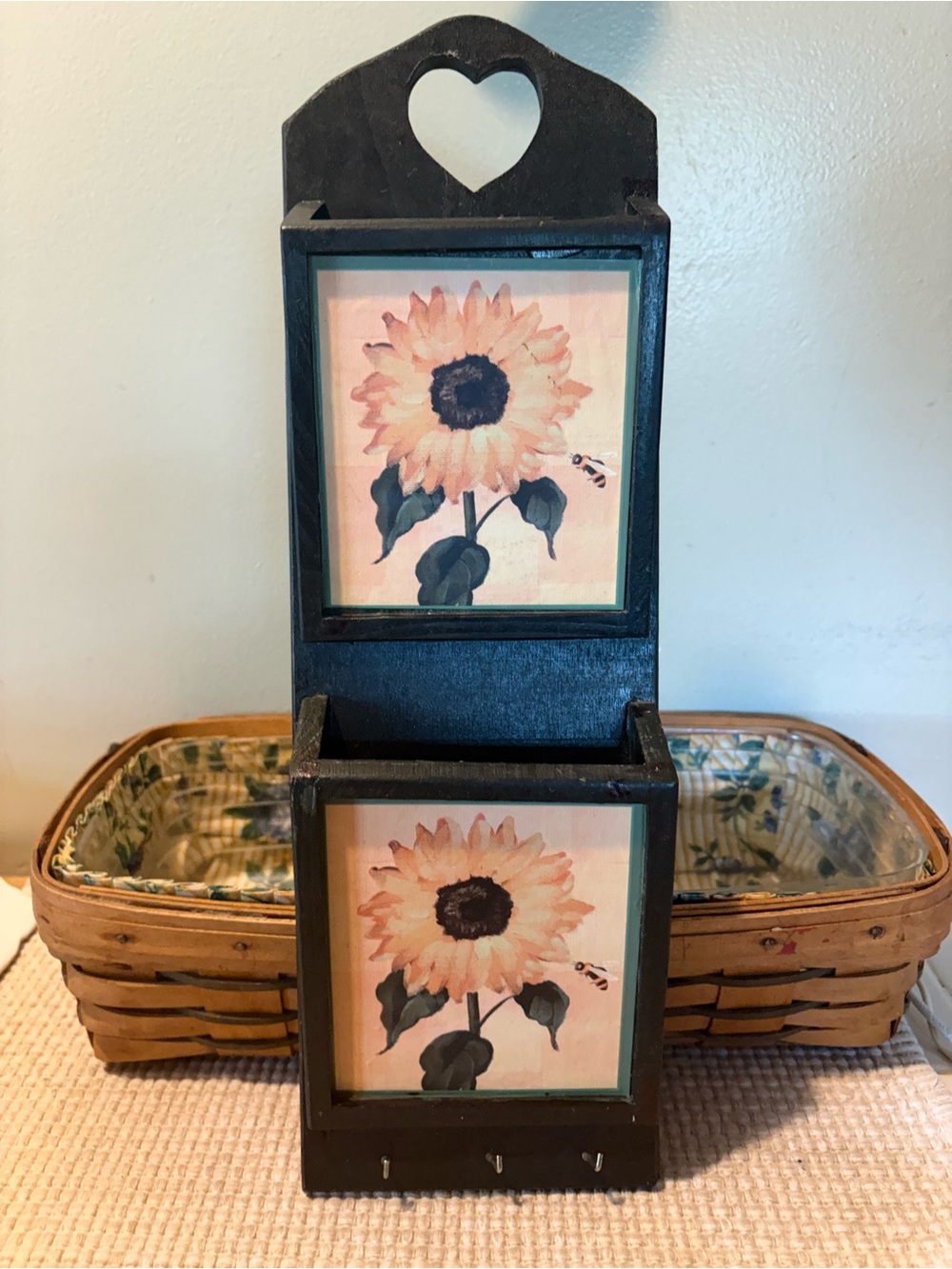 Black Sunflower Wall Hook Organizer - Decorative Home Storage
